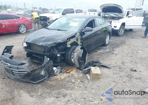 2019 Hyundai Elantra Se z USA, uszkodzony, nr VIN 5NPD74LF6KH442582